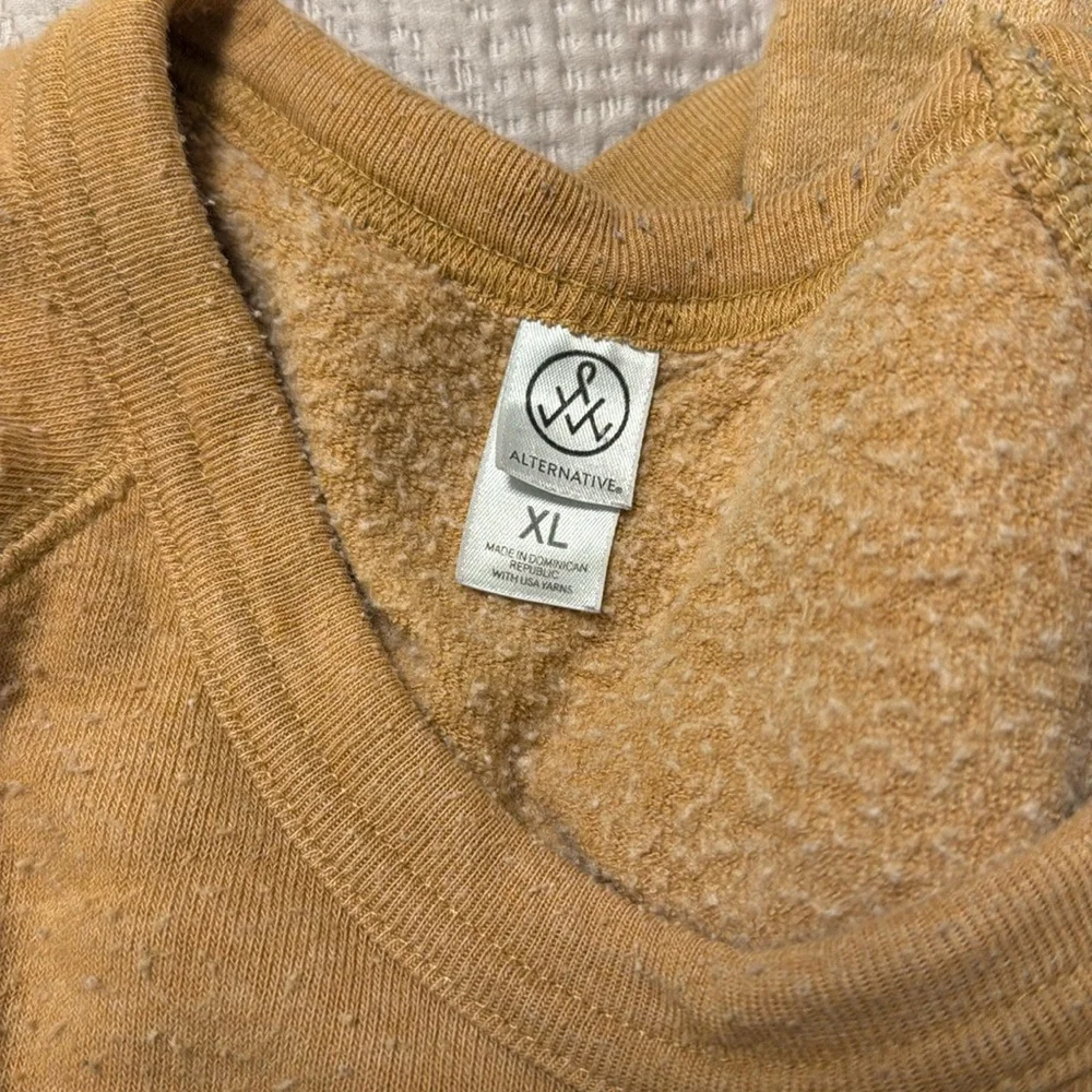 Destination Sweaters Set - Picture 3 of 8